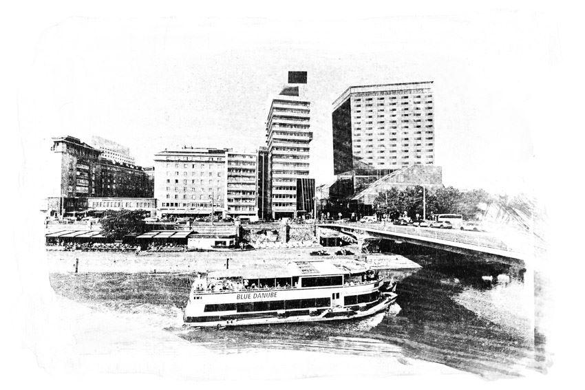 Ein Schiff am Donaukanal in Wien